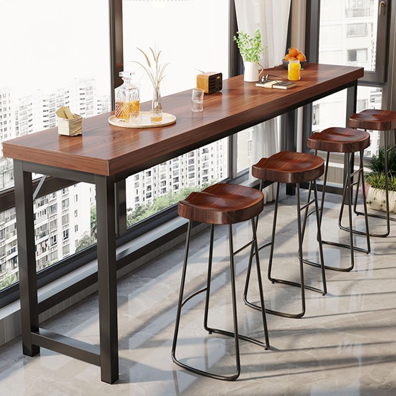 Industrial Indoor Bar Dining Table Metal and Wood Bar Wine Table