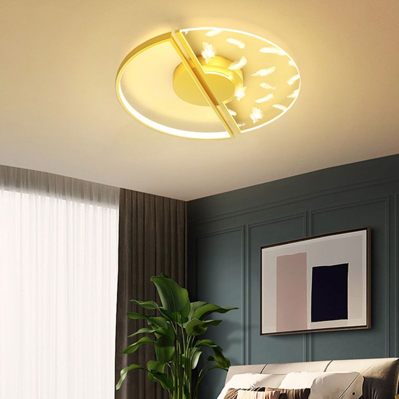 Feather LED Flush Mount Light Modern Acrylic Bedroom Ceiling Light in Black-Gold