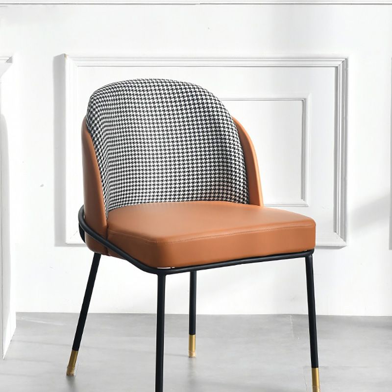 Sillas de comedor nórdicas Sillón Parsons para cocina con patas de metal