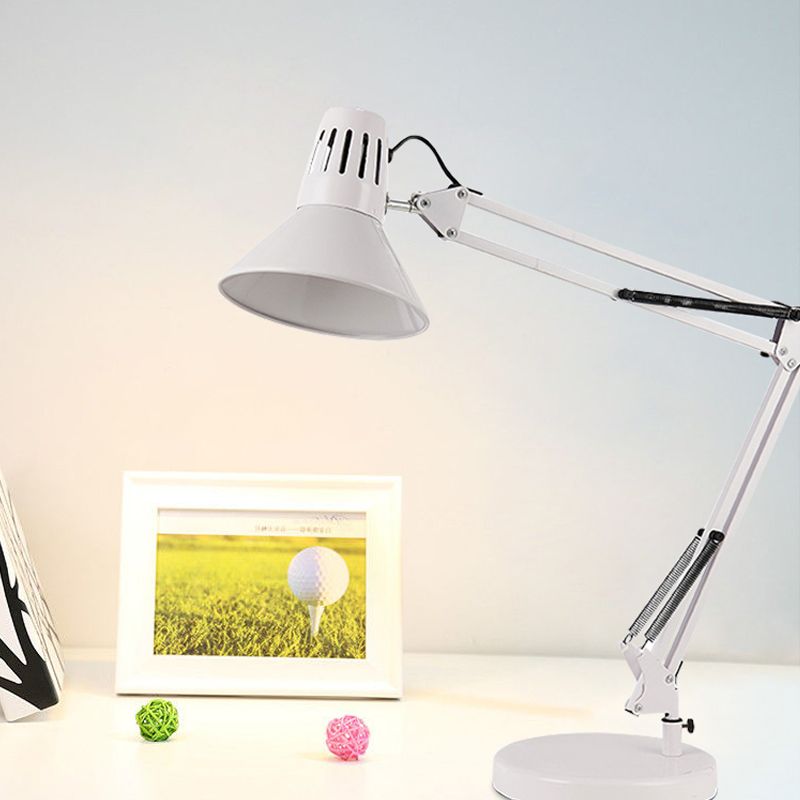 Lámpara de escritorio de múltiples articulaciones Nordic Style Metallic 1 Ligera de lectura blanca clara Luz con sombra de cono para dormitorio