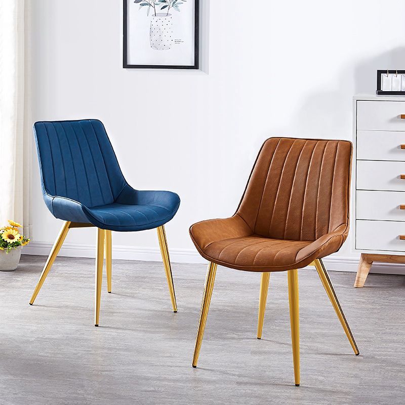 Sedia da pranzo in stile glam sedia wingback parsons sedia con 4 gambe in metallo per uso domestico