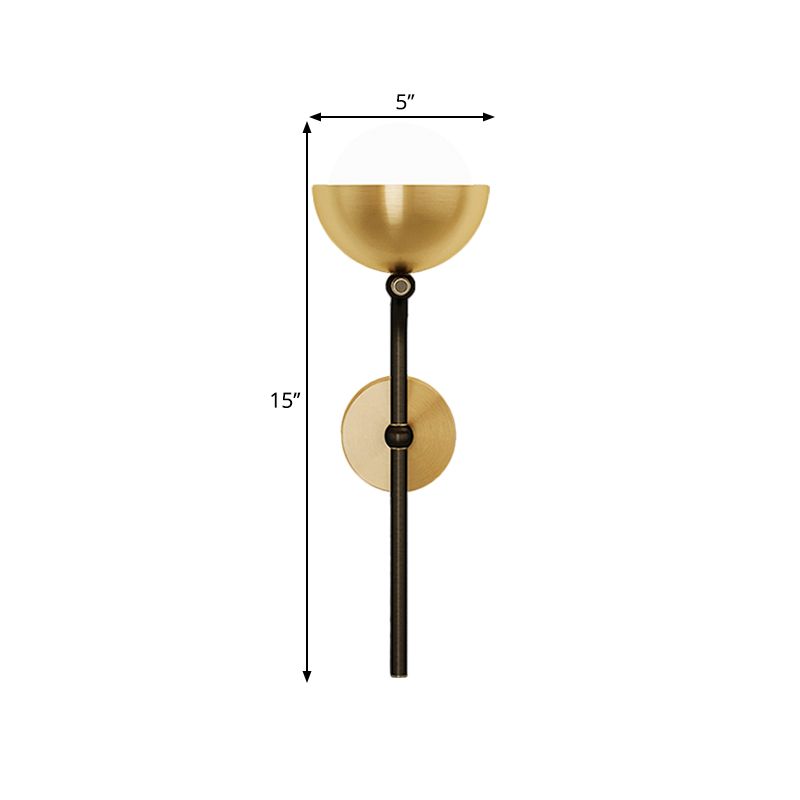 Hemisferio metálico Diclas de pared tradicional 1 cabeza Sala Led Montaje de montaje de pared con sombra de vidrio blanco en orbe en latón/negro y dorado