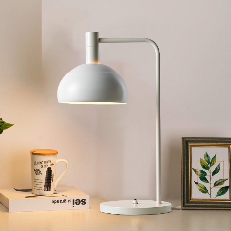 Luz de libro de lectura municada metálica Minimalista 1 Cabeza Lámpara de mesa de acabado blanco/negro con brazo de ángulo recto