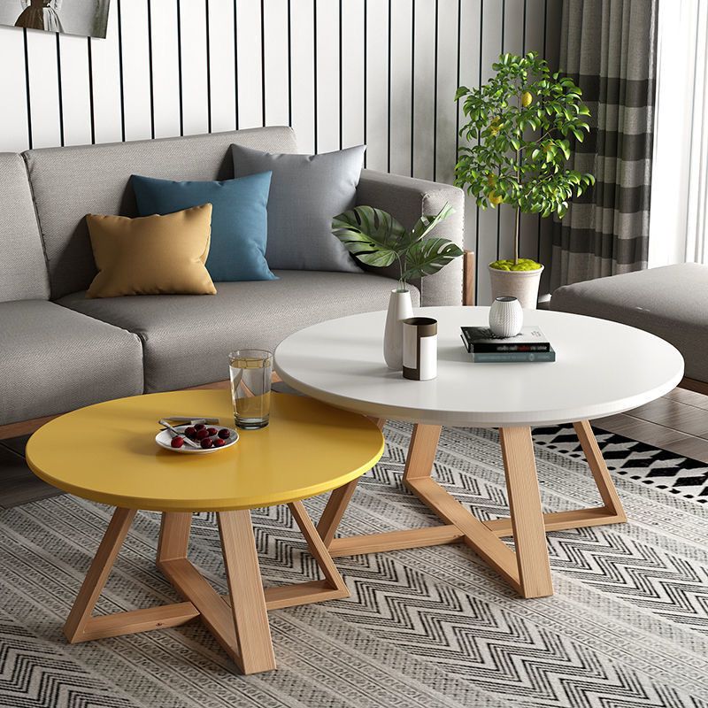 Nordic Style Cocktail Table Multi-color Selection Solid Wood Material Round Coffee Table