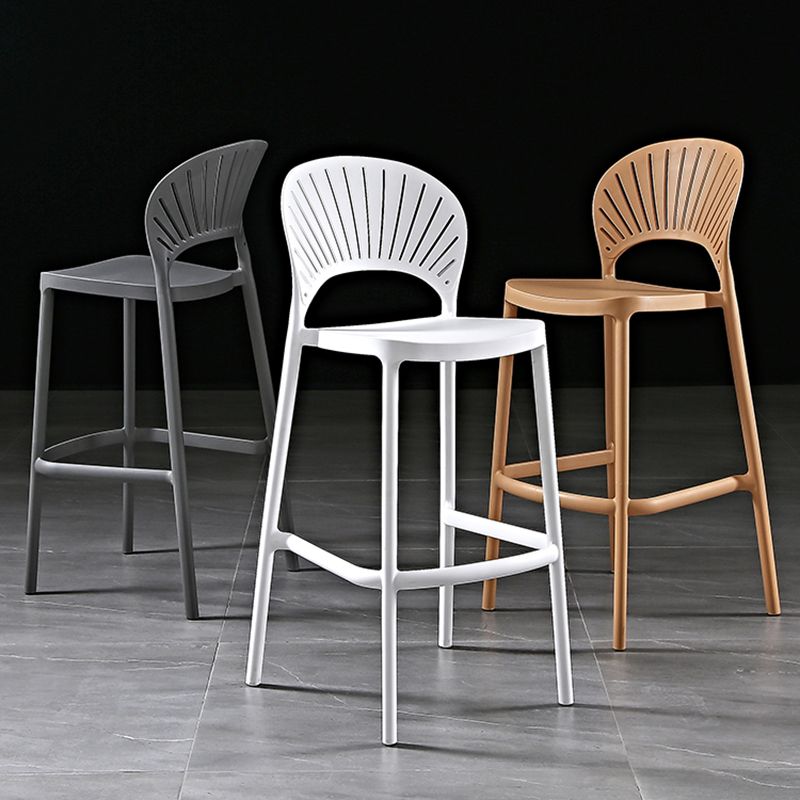 Taburete de bar de estilo escandinavo, taburete individual de plástico con reposapiés para barra de cocina