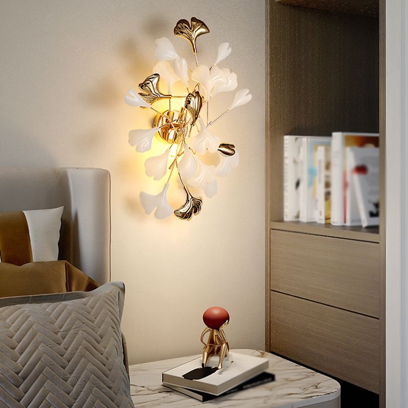 2 / 3 - Light Ginkgo Leaf Shape Wall Light Iron and Plastic Wall Sconce in Gold and White