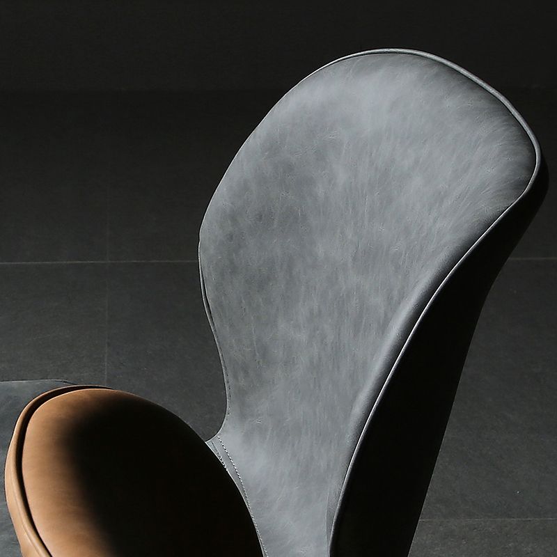 Cocina de estilo moderno que cena el metal de la silla que cena la silla lateral sin brazos del respaldo