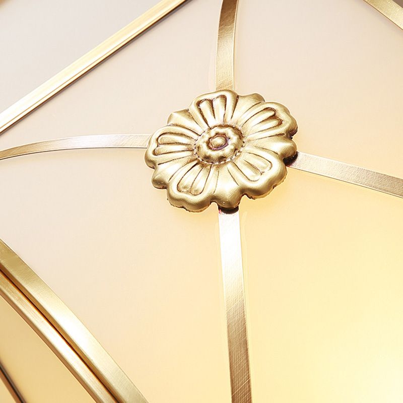 Soporte de montaje de descarga tradicional de montaje de descarga de luz de montaje con la sombra de vidrio de Clover en oro