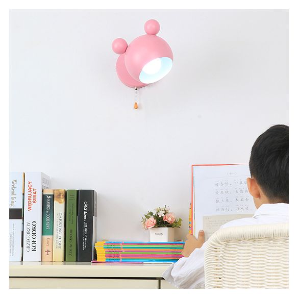 Modern Style Circle Wall Mounted Lamp Metal 1 Light Wall Sconce Lighting for Bedroom