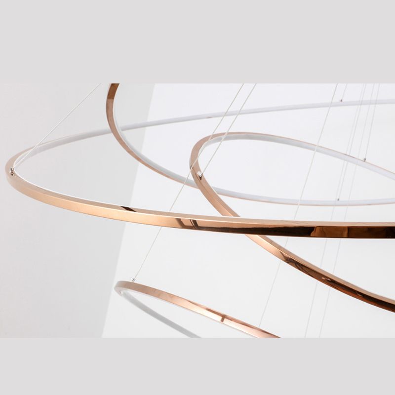 Lampada sospesa a LED geometrica dorata in moderna luce del soffitto in ferro battuto per il luogo commerciale