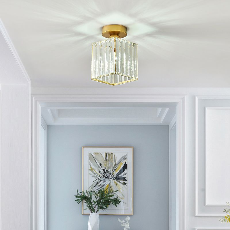 Plafonnier géométrique en cristal prismatique clair, minimaliste, 1 ampoule, finition en laiton, Semi-affleurant pour allée