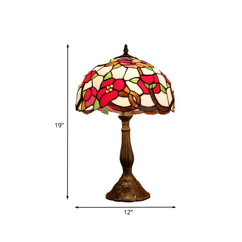 1-Kopf-Nachttisch leichte Barockschale Schattenfleckige Kunstglasblüten gemusterte Tischlampe in Bronze
