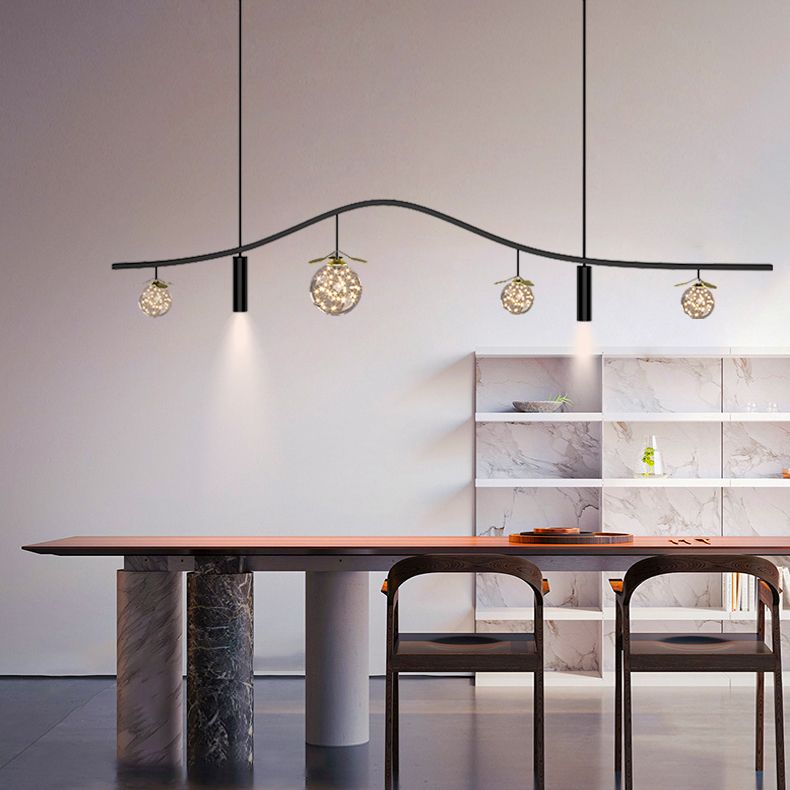 Moderne hangluchting voor Kijkeiland Globe Chandelier Island Lighting Ideas