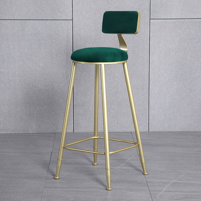 Glamlos -armlose Rückenlehneschalter Stuhl Stahl Café Stuhl mit Samtkissen und Pedal