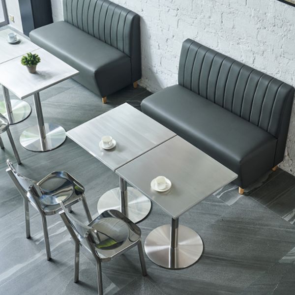 Quadratisch Dichtungstisch Industrie aus Edelstahl Dinnerzimmer Tisch mit Tulpbasis