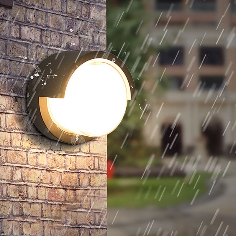 Fissature di illuminazione contemporanea con ombra acrilica arrotonda lampada esterna