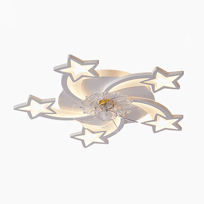 Nordische Metall Deckenlüftungslampe Multi-Head-LED-Flush-Montage-Leuchte mit klarem Kunststofflüfterblatt