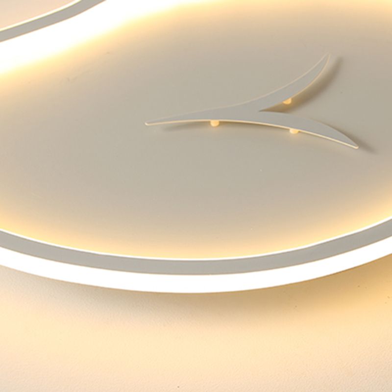 Moderne künstlerische LED-Deckenleuchte aus Eisen, Blattform, Unterputzmontage mit Acrylschirm