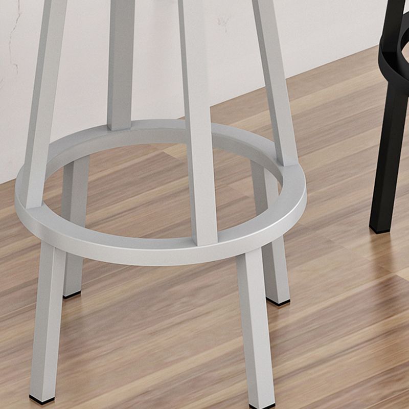 Industrial Rotatable Backless Counter Stool Iron Bar Stool with Pedal for Bar