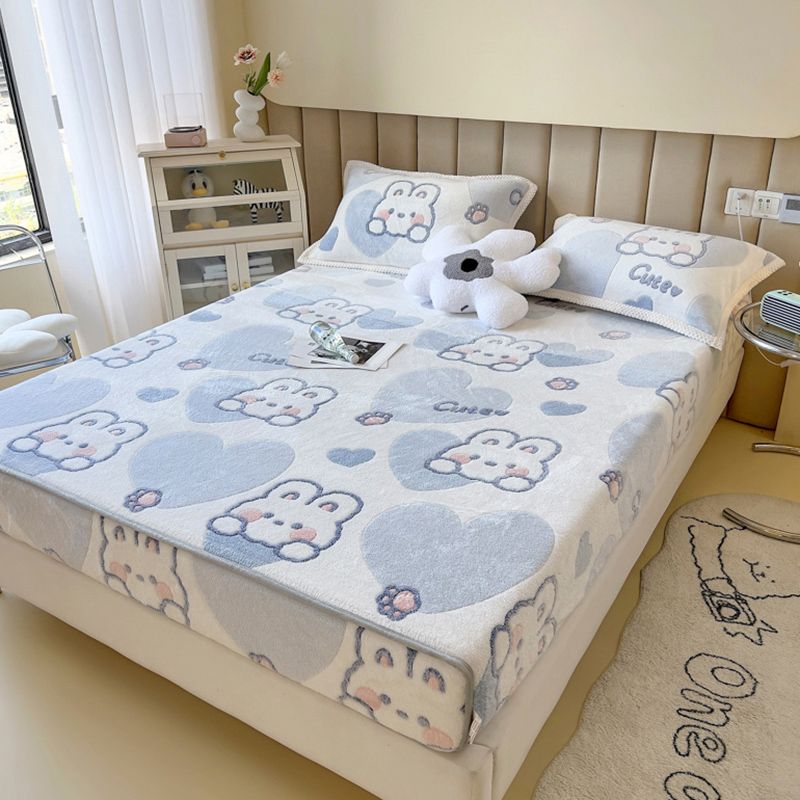 Animal Print Super Soft Modern Fitted Flannel Sheet for Bedroom