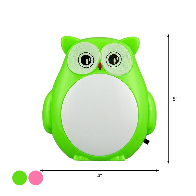 Owl Kids Room Mini Night Light Plastic Cartoon Plug-in LED Wall Lighting Ideas in Red/Green