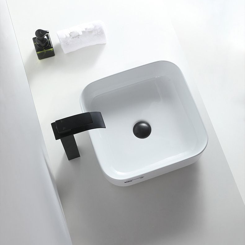 Modern Bathroom Sink Porcelain Rectangular Pop-Up Drain and Drain Assembly Basin Sink
