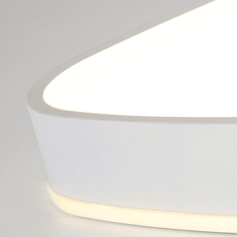 Metal Round Shaped Flush Mount Fixture Modern Style 1Head Led Flush Light