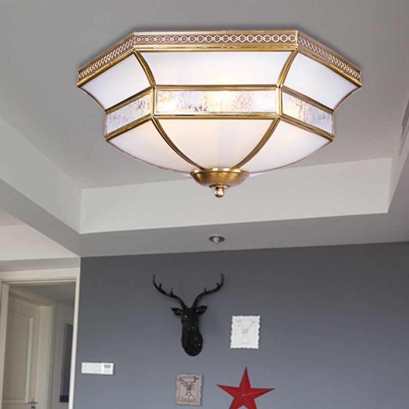 Messing-Deckenleuchte mit Wellenschliff, weißes Glas, 3/4 Köpfe, Wohnzimmer-Unterputzleuchte