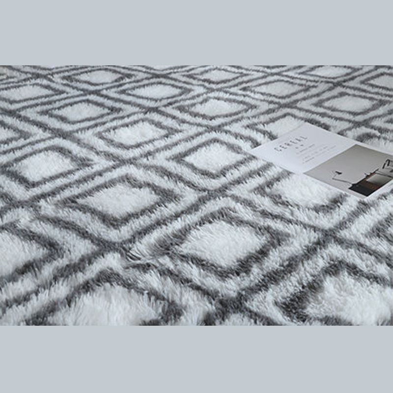 Contemporary Trellis Pattern Area Rug Aesthetic Soft Shag Indoor Carpet Polyester Non-Slip Backing Carpet for Home Decor