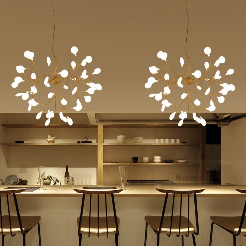 Iluminación de suspensión de luciérnaga acrílica lámpara de lámpara LED de estilo moderno en oro para cocina