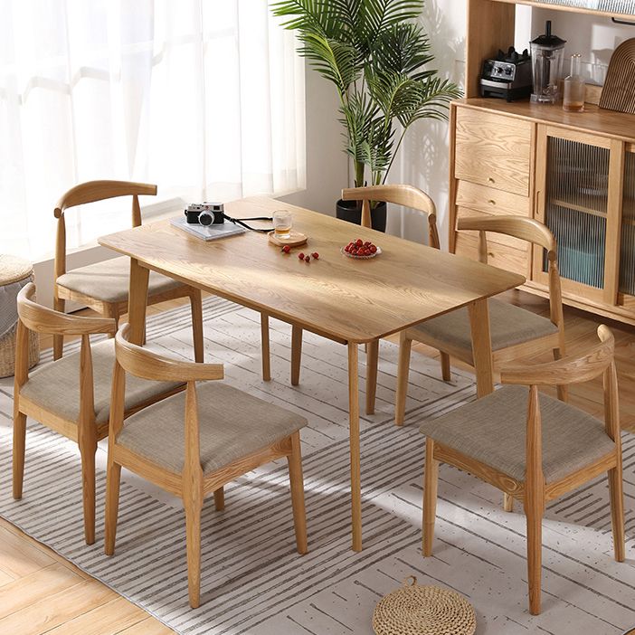 Mesa de comedor rectangular colección de comedor de madera maciza con 4 pies