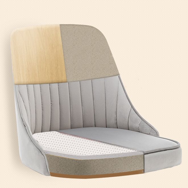 Chaises modernes en bois