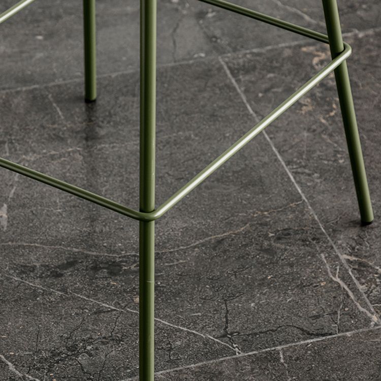 Modern Style Bar-stool Plastic Counter Bar Stool with Metal Legs