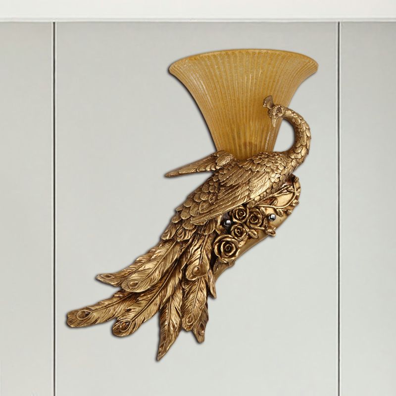 1 Kopfleuchte Leuchte Vintage Style Bell gelbe Glaswandlampe mit goldenem Pfaudesign, links/rechts