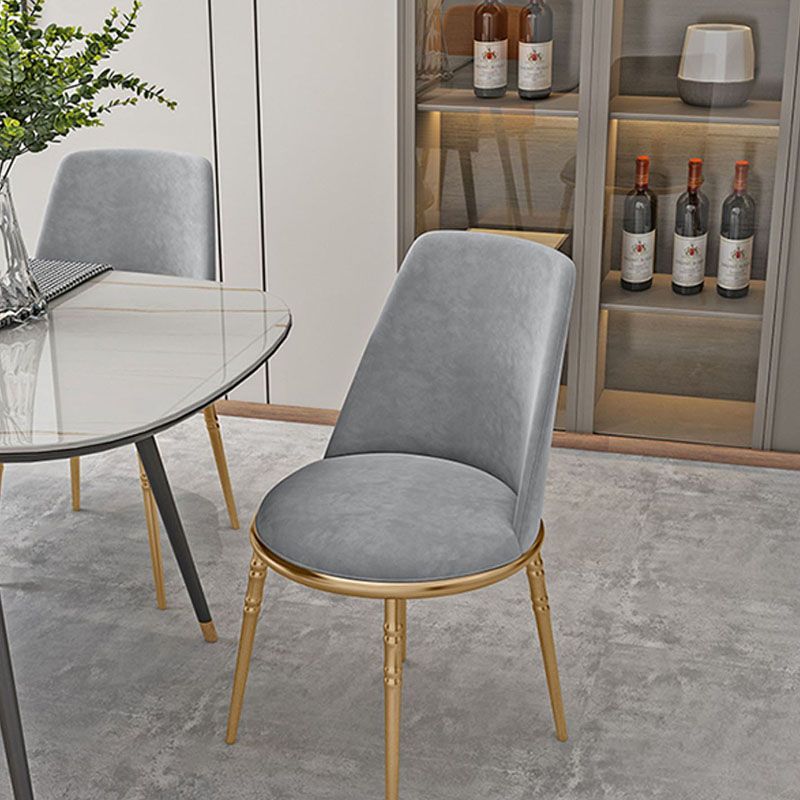 Silla lateral escandinava de piel sintética para el hogar, silla con respaldo sólido sin brazos