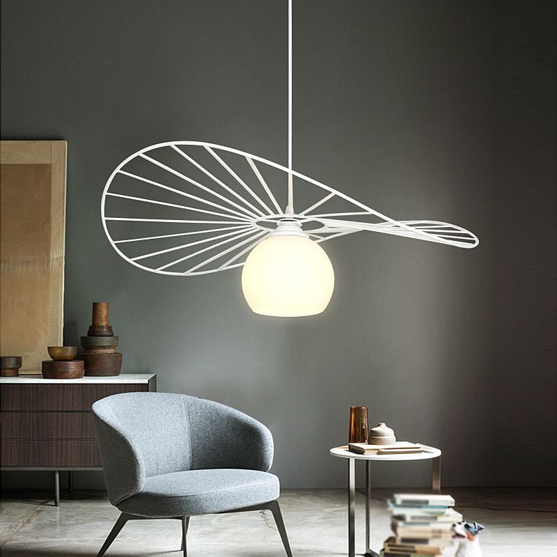 Pendentif en forme de chapeau en fil métallique minimaliste de 1 tête de tête de tête avec une teinte en verre pour le salon