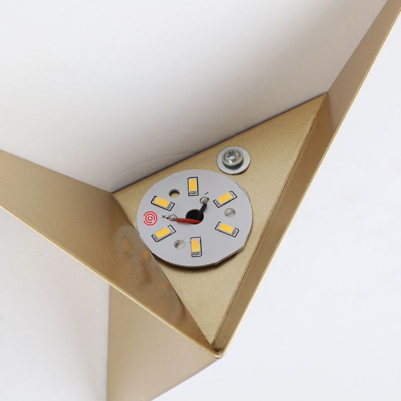 Minimalisme Metaal driehoek LED SCONCE LAMP MODERNE STIJL GEOMETRISCHE WANDELEMENT LICHT VOOR AISLE TRAPEN
