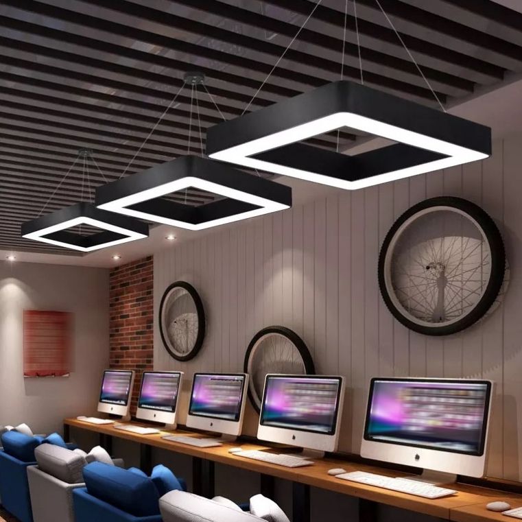 Metalen vierkante vorm hangend licht modern 1 licht spoelbevestiging verlichtingsarmaturen in zwart