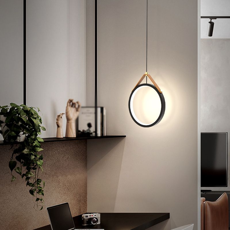 Kit de lumière suspendue linéaire moderne en métal 1-Light Pendant Light pour la chambre