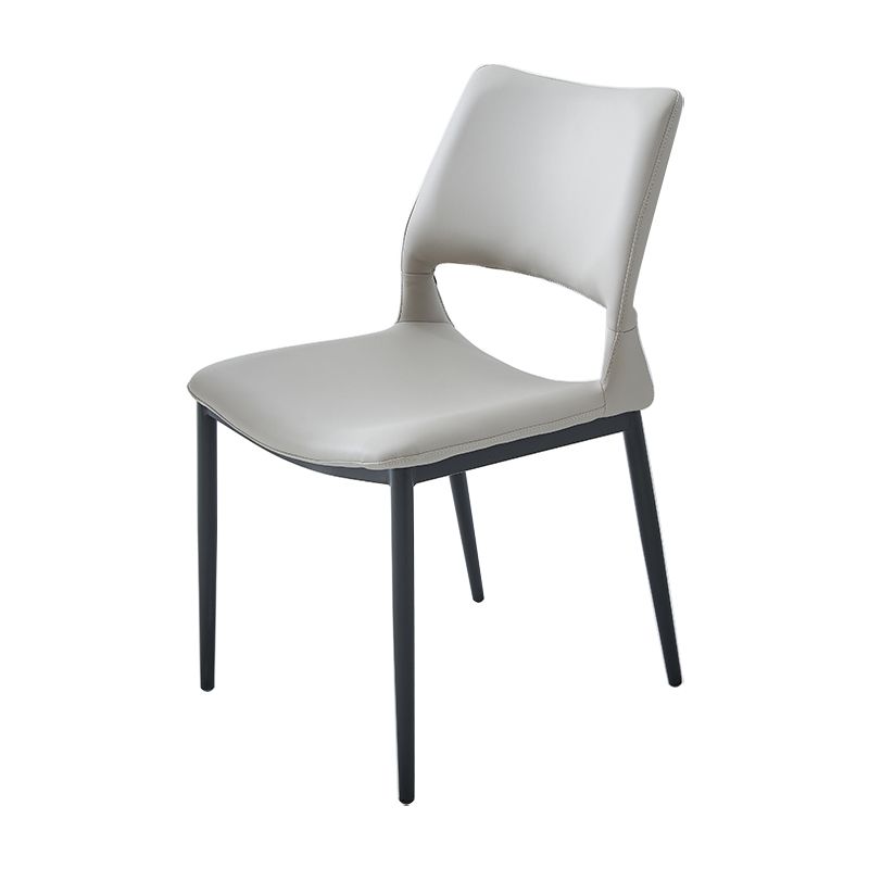 Chaise d'appoint de restaurant en cuir moderne, finition mate, chaise de salle à manger à dossier ouvert (Ensemble de 2)