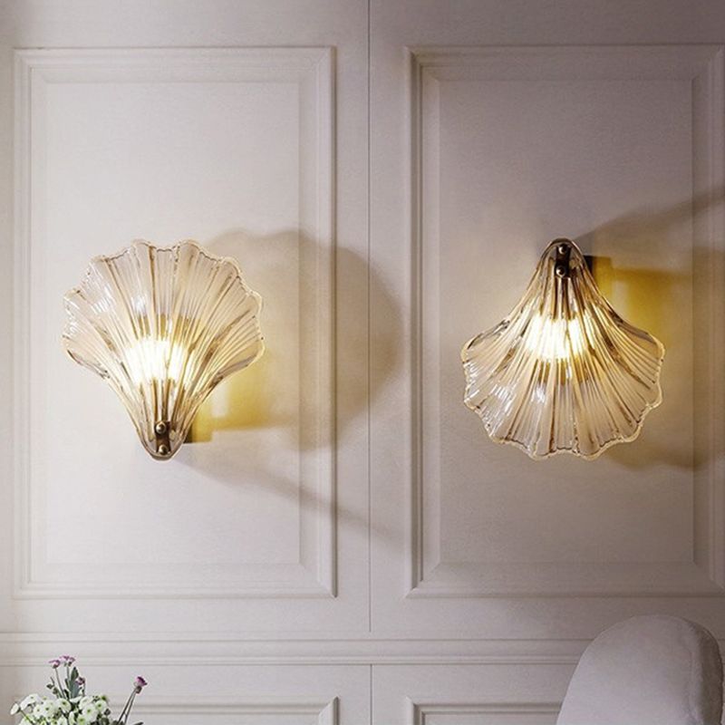 Lámpara posmoderna con lámpara con cáscara de cristal transparente sombra para dormitorio