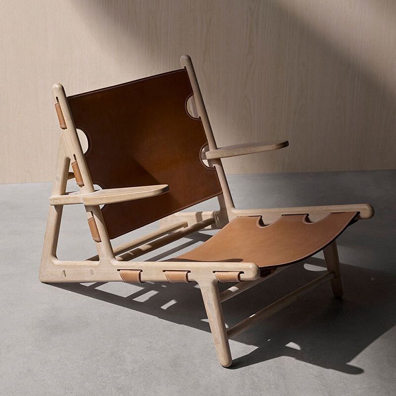 Solid Wood Frame Lounge Chair Arms Include Chair for Living Room