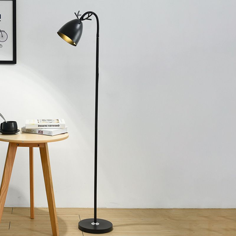 Macharoon arc tromba tonno pavimento luce metallizzata a bulbo singolo soggiorno in piedi con design di corna in nero/bianco/rosa