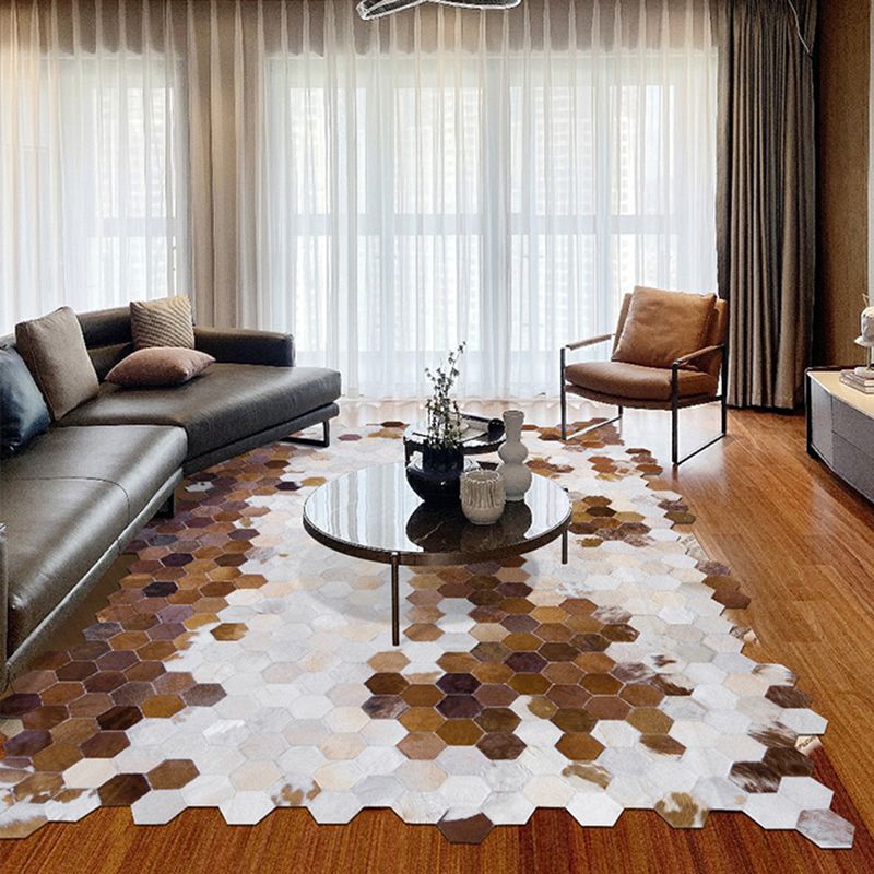 Creative Geo Printed Rug Brown Cowhide Area Rug Pet Friendly Easy Care Indoor Rug for Decoration