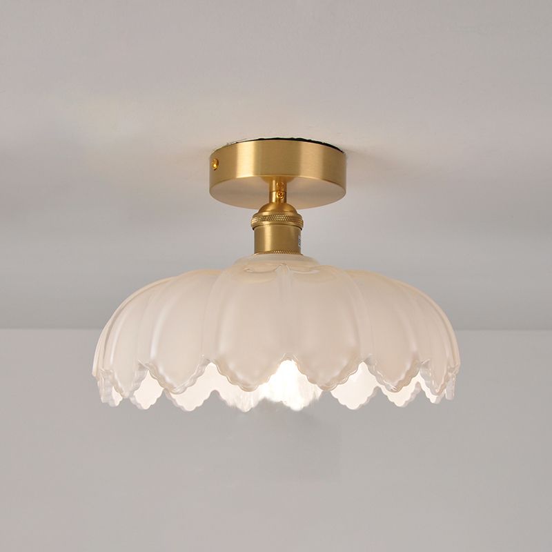 Lampada da soffitto moderna e creativa a forma di loto in rame a 1 luce con montaggio ad incasso