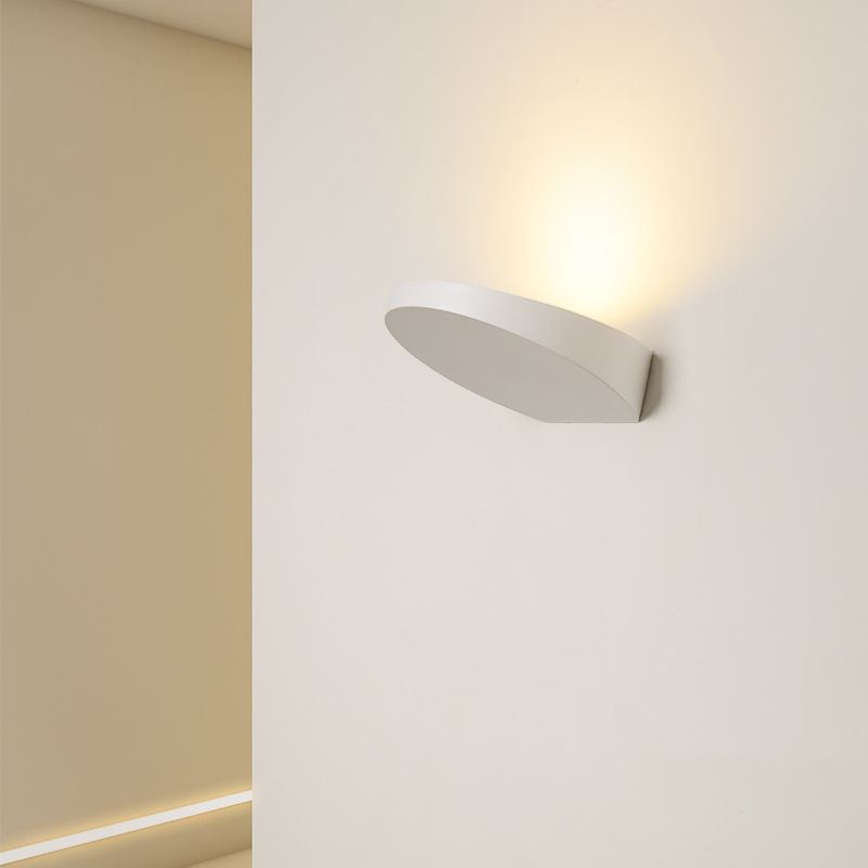 Metal Geometry Shape Wall Lights Modern Style 1 Light Wall Mount Fixture for Living Room