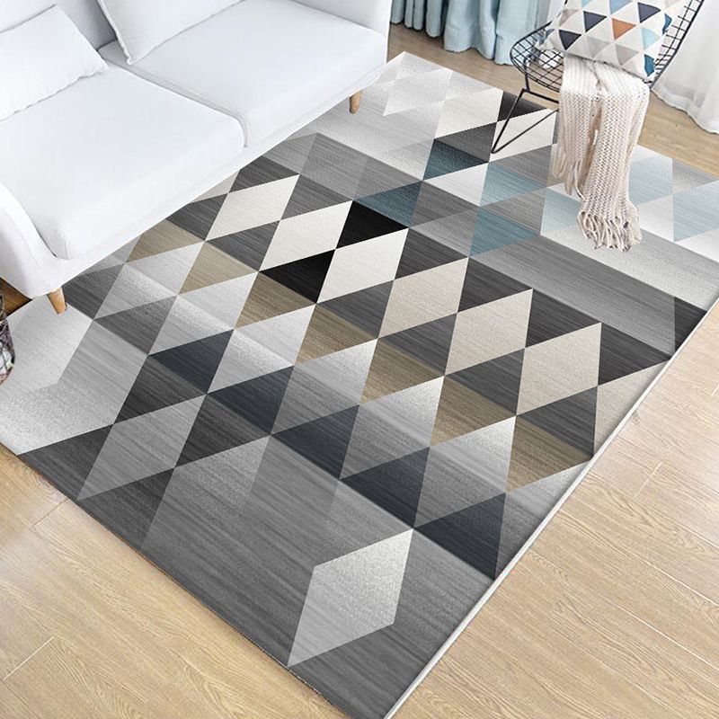 Multi Colored Bedroom Rug Novelty Geo Printed Indoor Rug Polypropylene Anti-Slip Pet Friendly Area Carpet