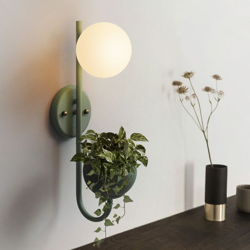 Nordic Style Iron Wall Lamp Ball Shape Wall Light for Bedroom (Included Plant)