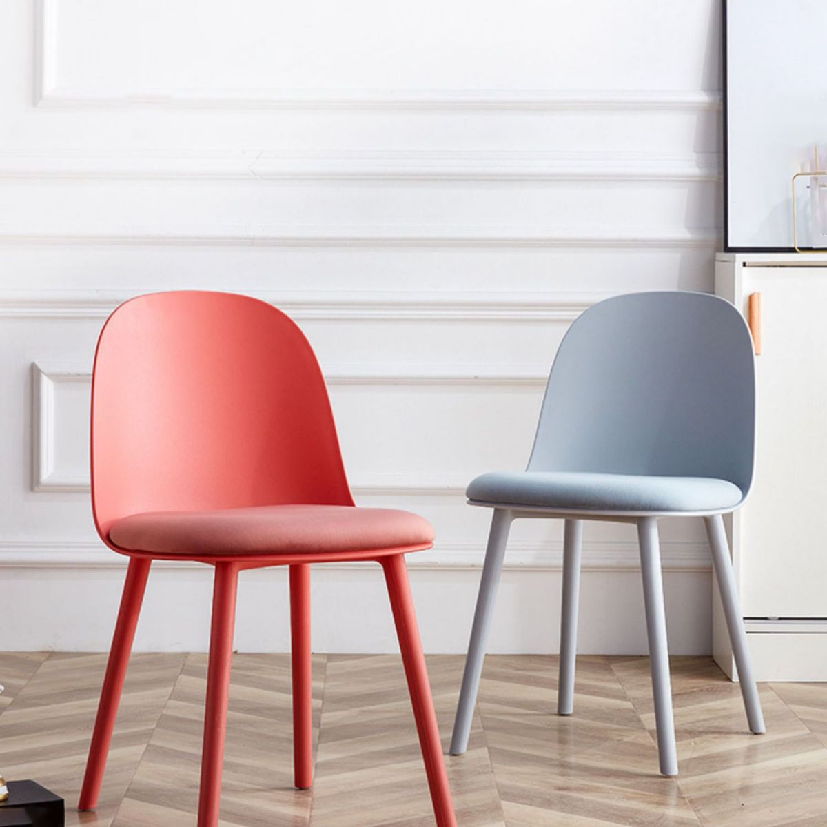 Hedendaagse stoel Dining Armloze zijstoelen met plastic benen voor keuken