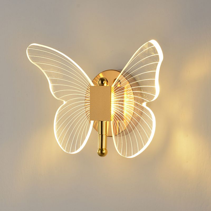 Contemporary LED Wall Lighting Acrylic Wall Mounted Fixture in Gold & Clear